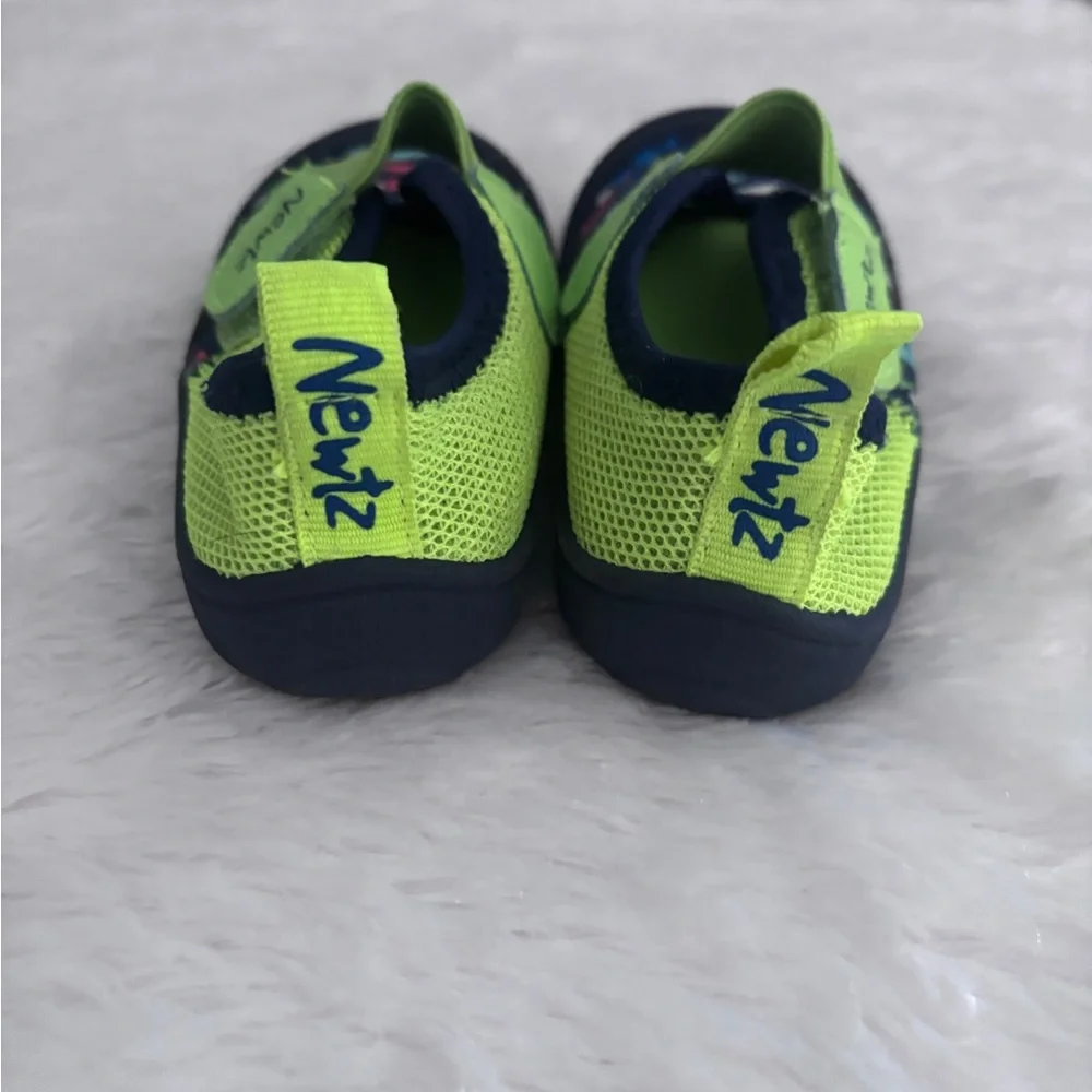 Newtz toddler water